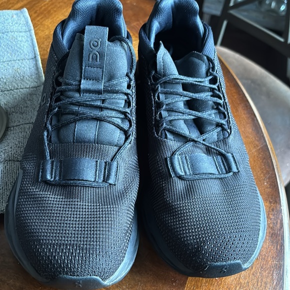 On Cloud Running Hiking Athletic Tennis athletic shoes - Picture 4 of 16